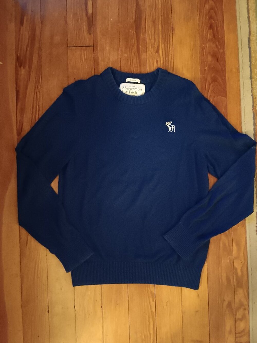 Vintage Men's Y2K abercrombie logo crew neck sweater navy distressed grunge M